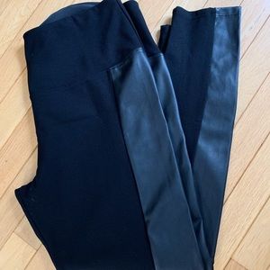 LYSSE black legging w faux leather accent